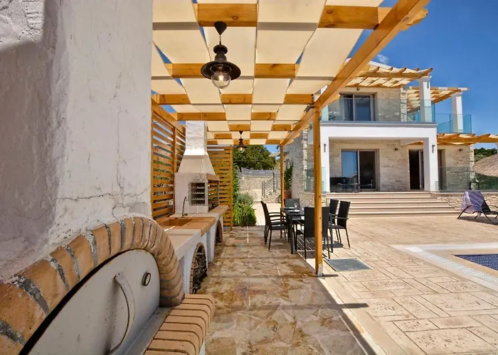 Βίλα Zeas Χαλικούνας